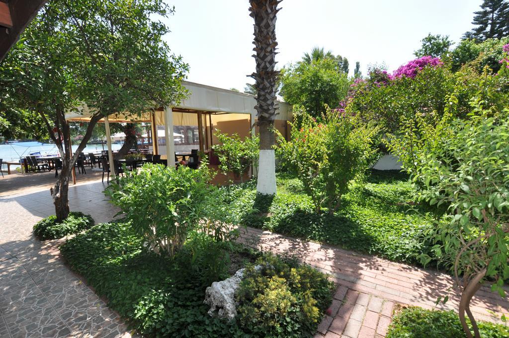 Longhouse Inn Hotel Далян Екстериор снимка
