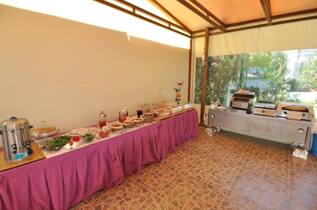 Longhouse Inn Hotel Далян Екстериор снимка