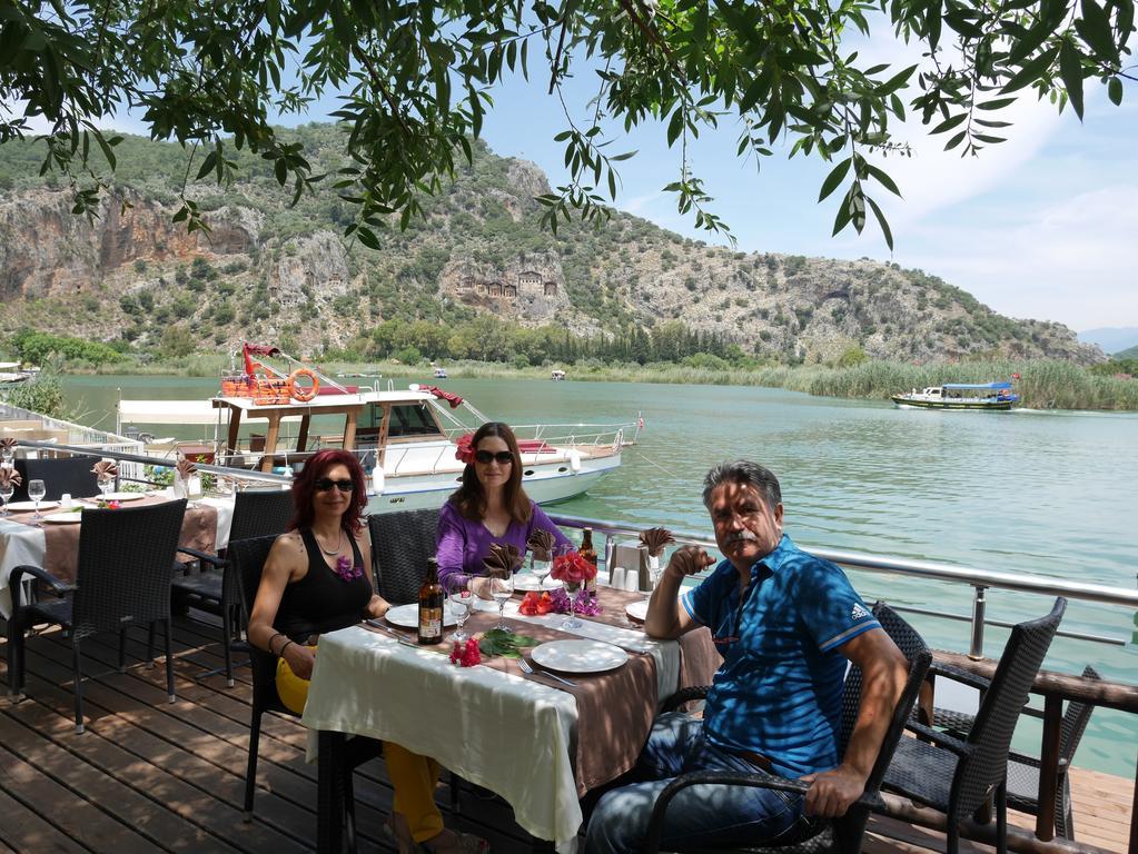 Longhouse Inn Hotel Далян Екстериор снимка