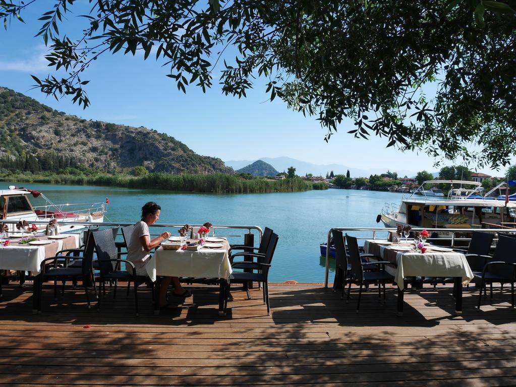 Longhouse Inn Hotel Далян Екстериор снимка