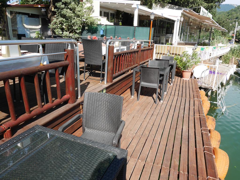 Longhouse Inn Hotel Далян Екстериор снимка