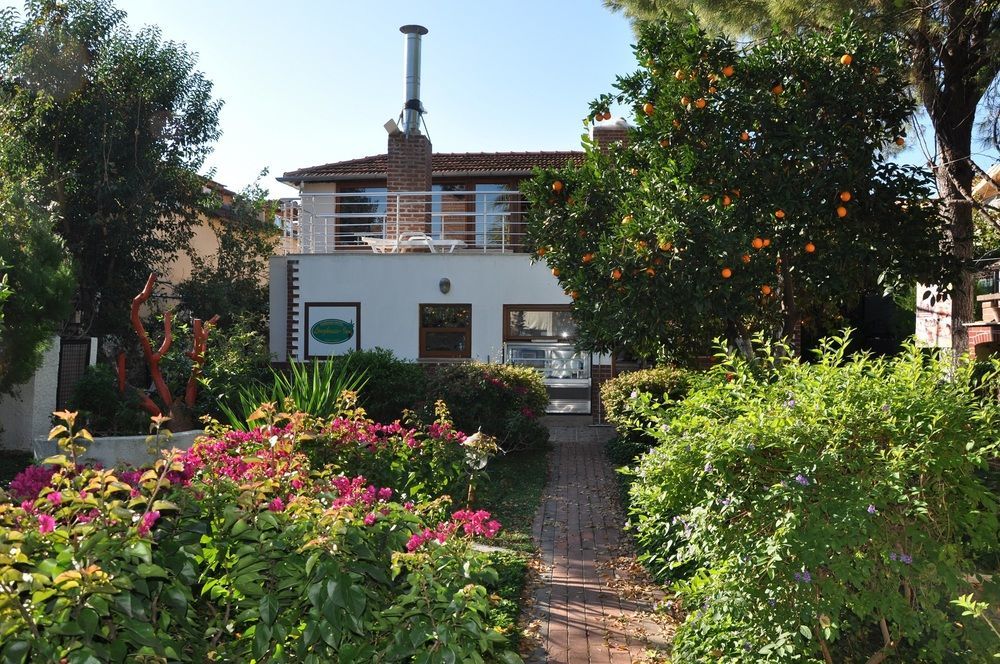 Longhouse Inn Hotel Далян Екстериор снимка