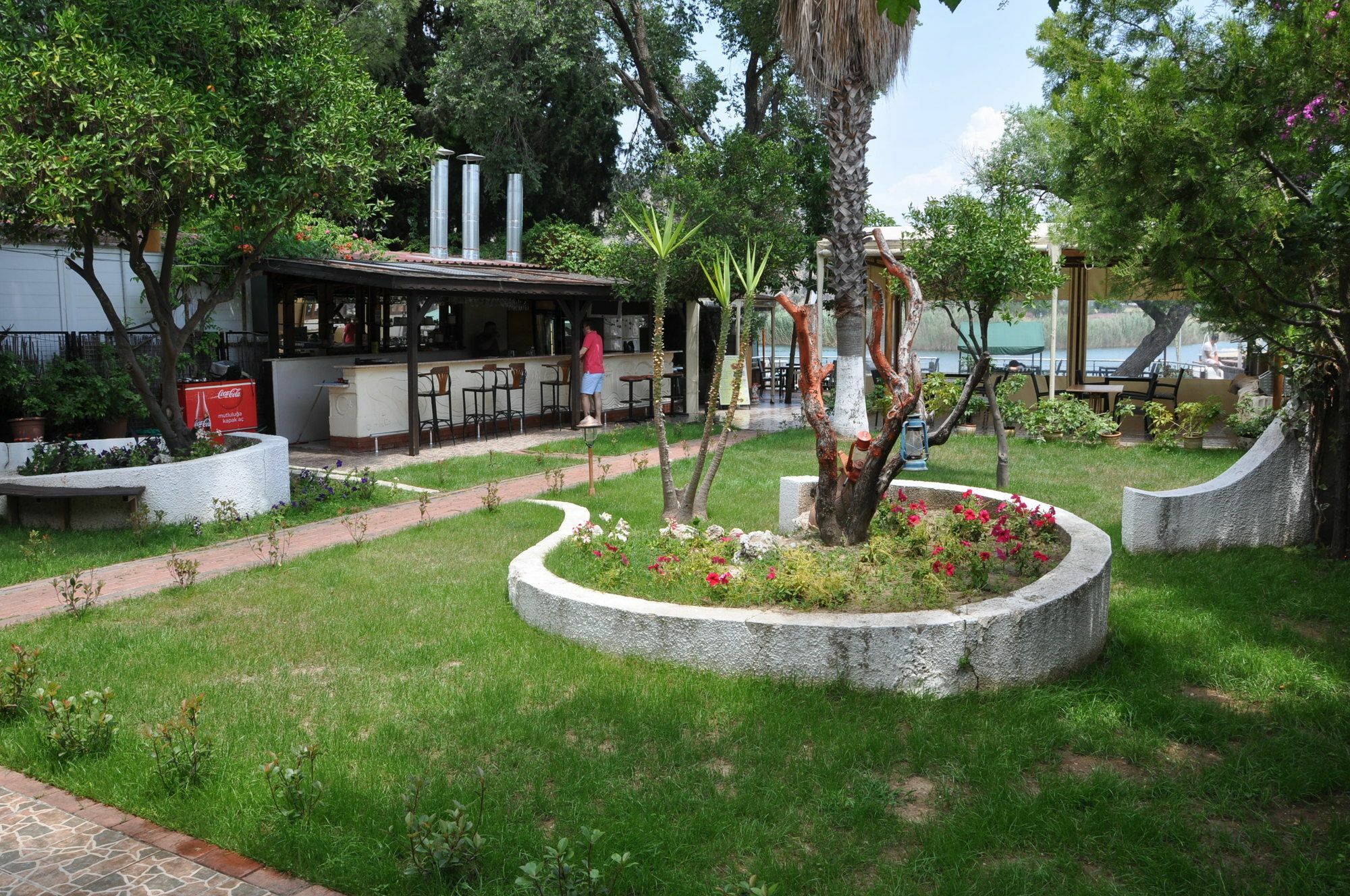 Longhouse Inn Hotel Далян Екстериор снимка