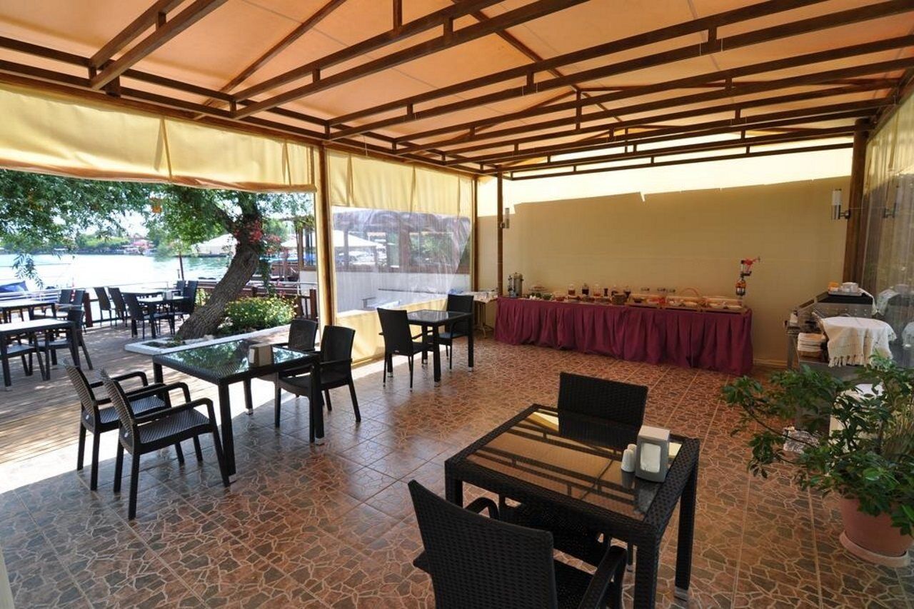 Longhouse Inn Hotel Далян Екстериор снимка